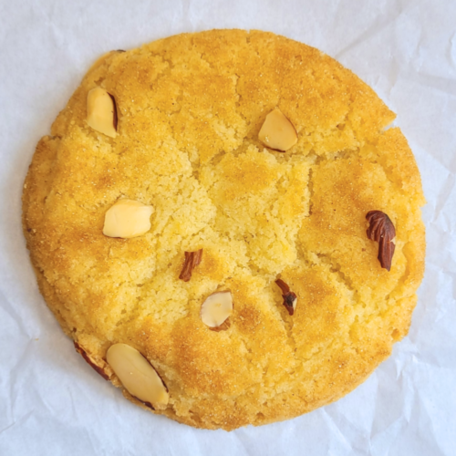 almond and brown sugar cookie